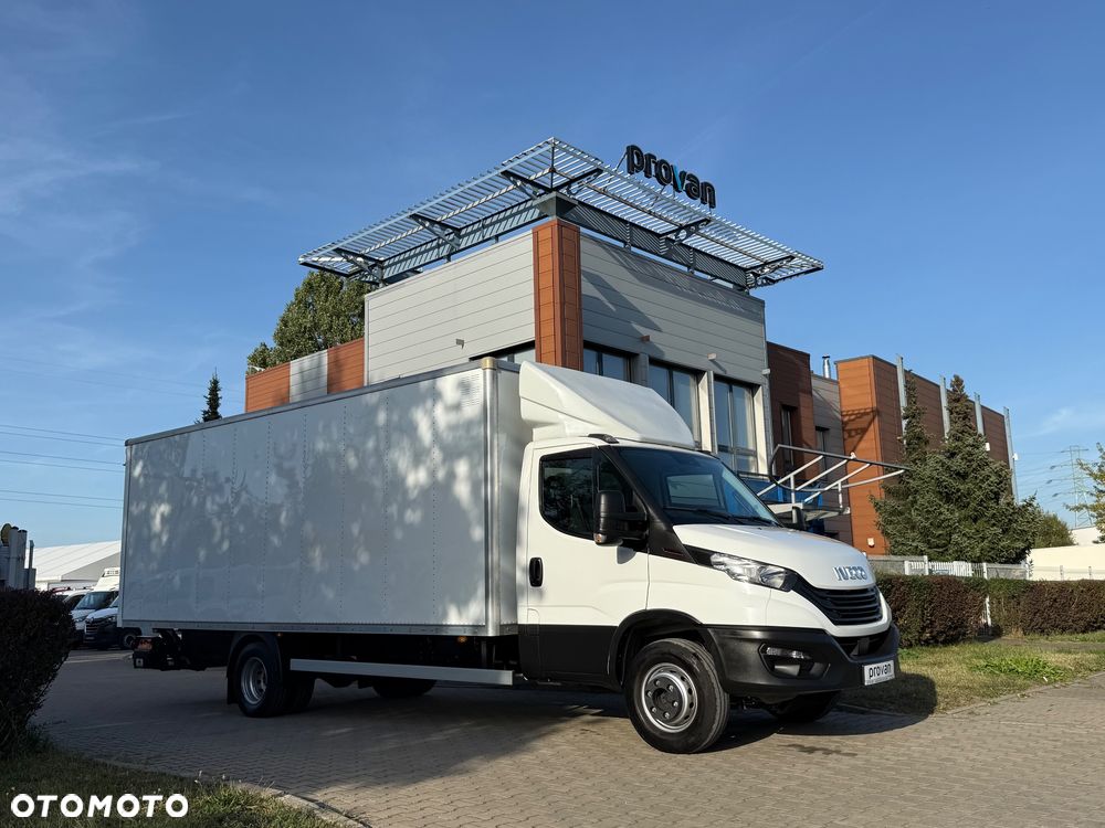 Iveco DAILY 60C16 KONTENER 5,9M + WINDA DHOLLANDIA 24.000 KM PO SERWISIE - 1