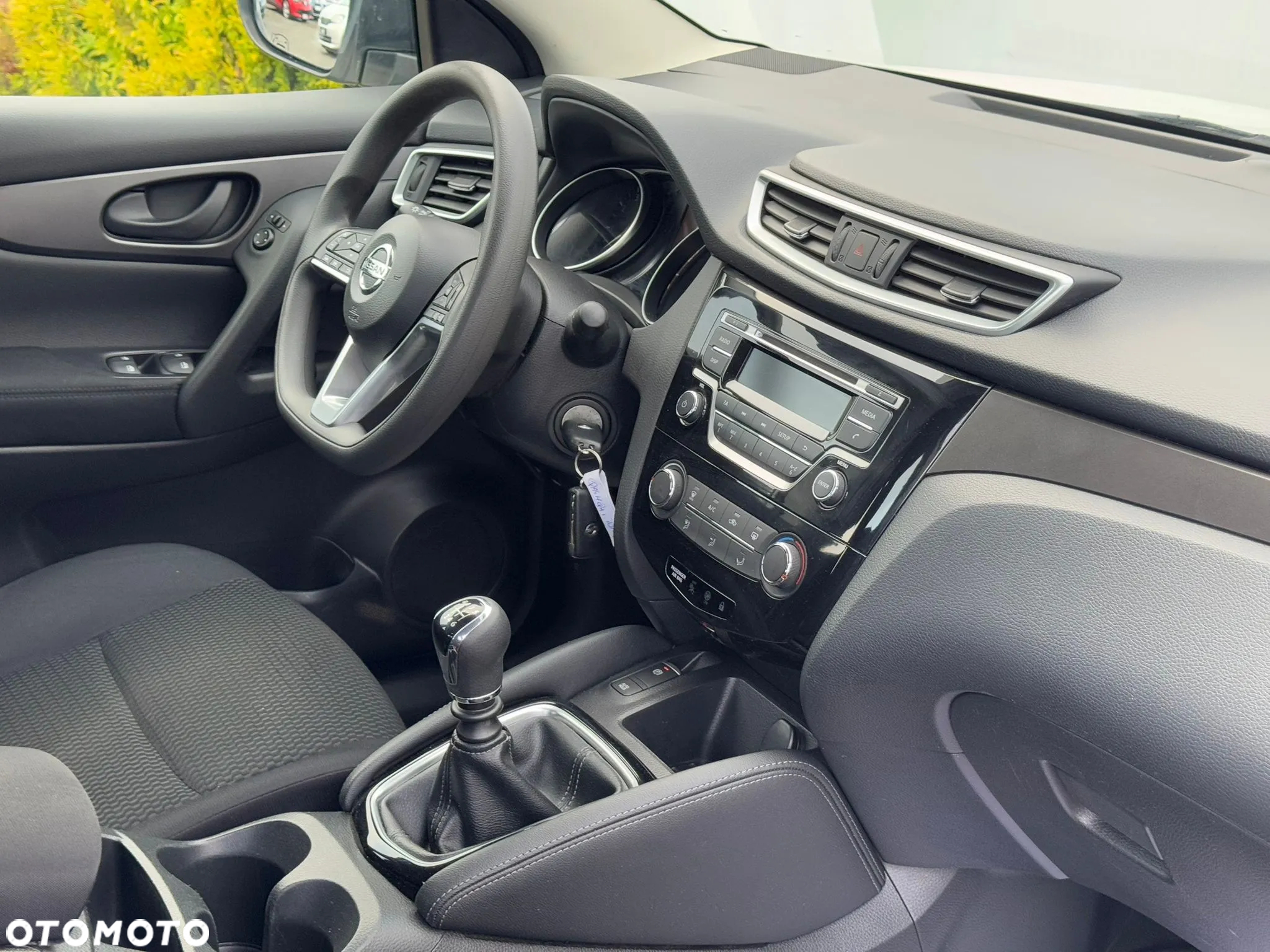 Nissan Qashqai 1.2 DIG-T N-Connecta - 26