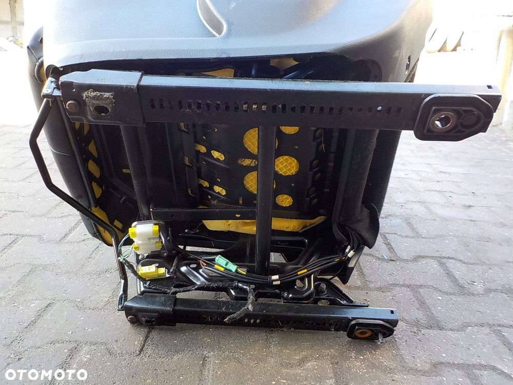 NISSAN QASHQAI J10 FOTEL KIEROWCY SKÓRZANY LEWY PRZÓD PRZEDNI SKÓRA - 4