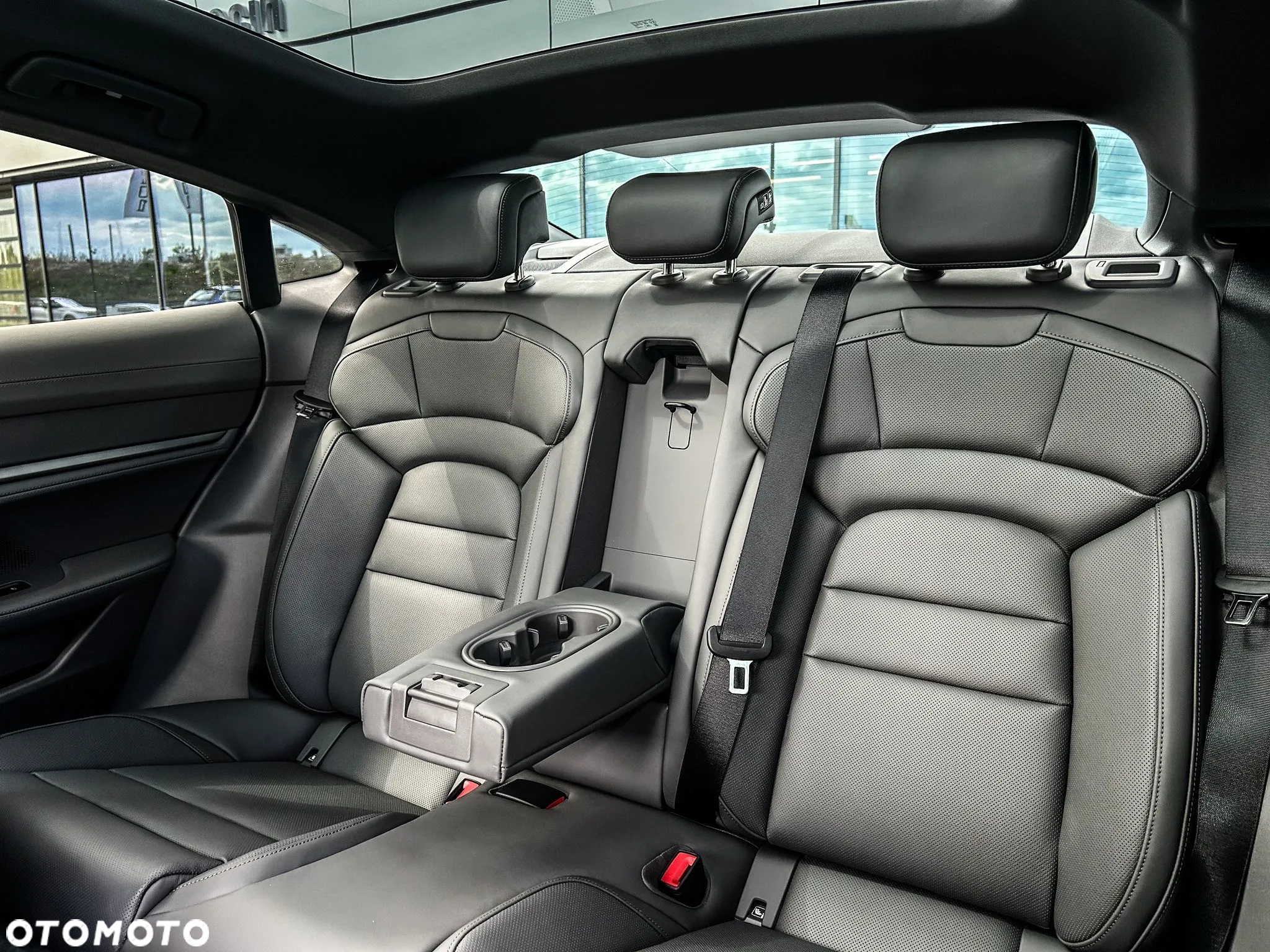 Porsche Taycan 89kWh 4 - 12