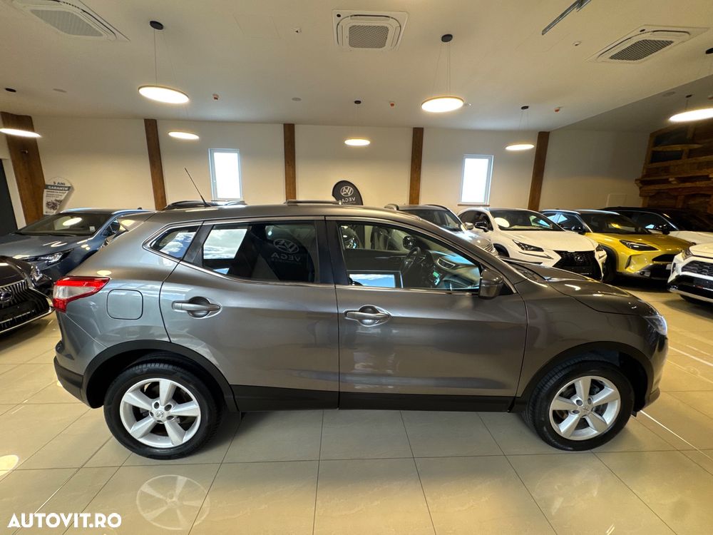Nissan Qashqai 1.5 DCI ACENTA - 6