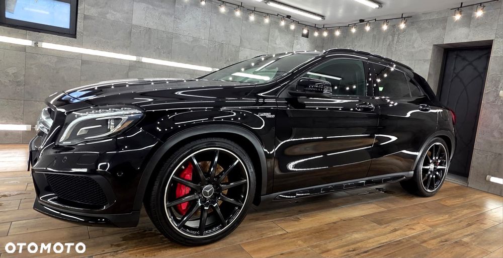Mercedes-Benz GLA AMG 45 4-Matic - 3