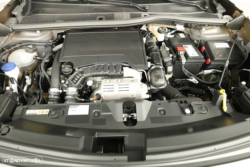 Peugeot 2008 1.2 PureTech Allure - 26