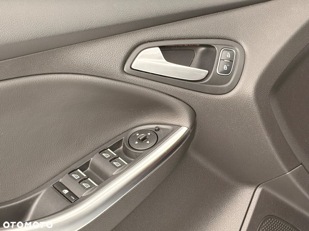 Ford Focus - 26