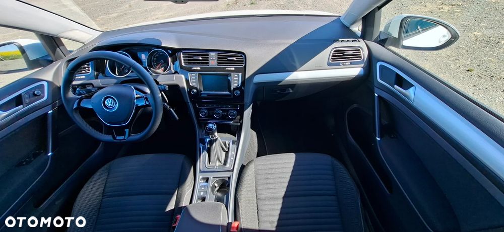Volkswagen Golf 1.4 TSI BlueMotion Technology Cup - 25