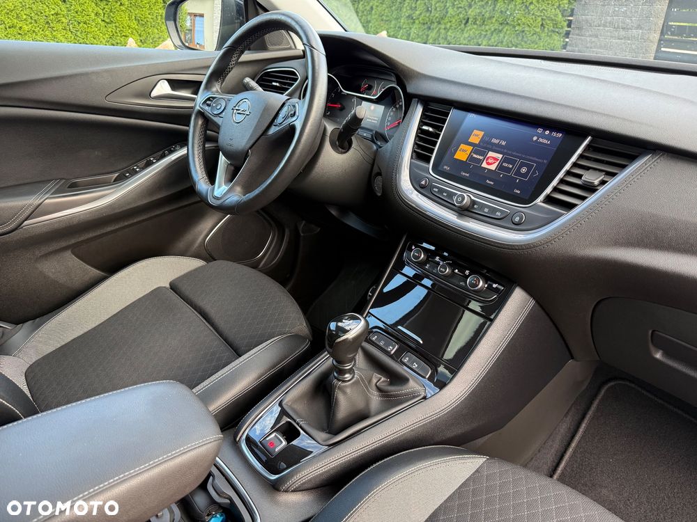 Opel Grandland X 1.2 Start/Stop INNOVATION - 37