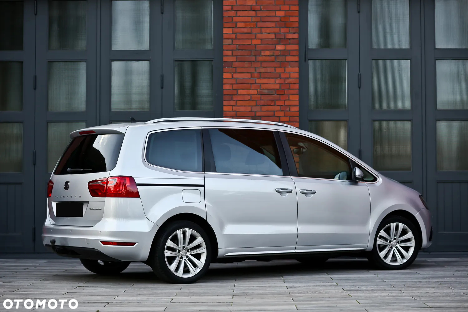 Seat Alhambra 2.0 TDI Style DSG - 16