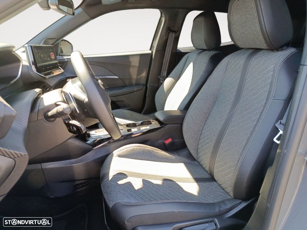 Peugeot 2008 1.2 Hybrid Allure e-DCS6 - 9