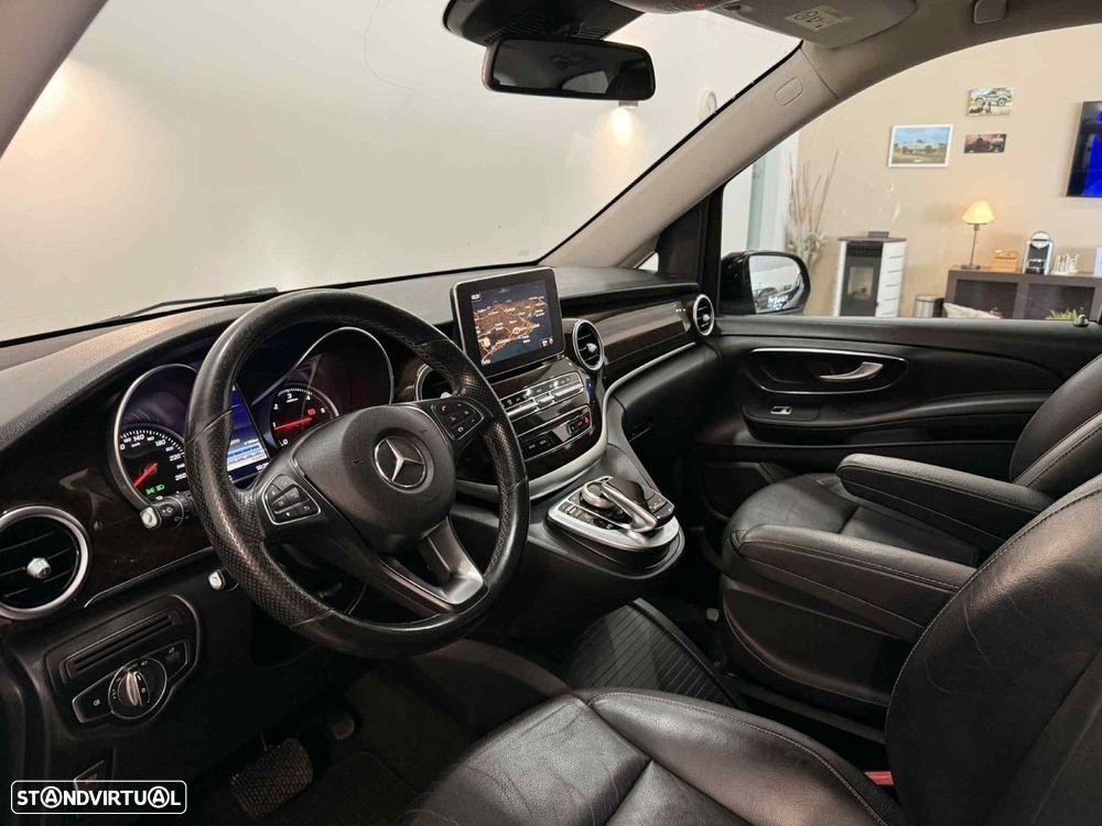 Mercedes-Benz V 220 CDi Longo Aut. - 11