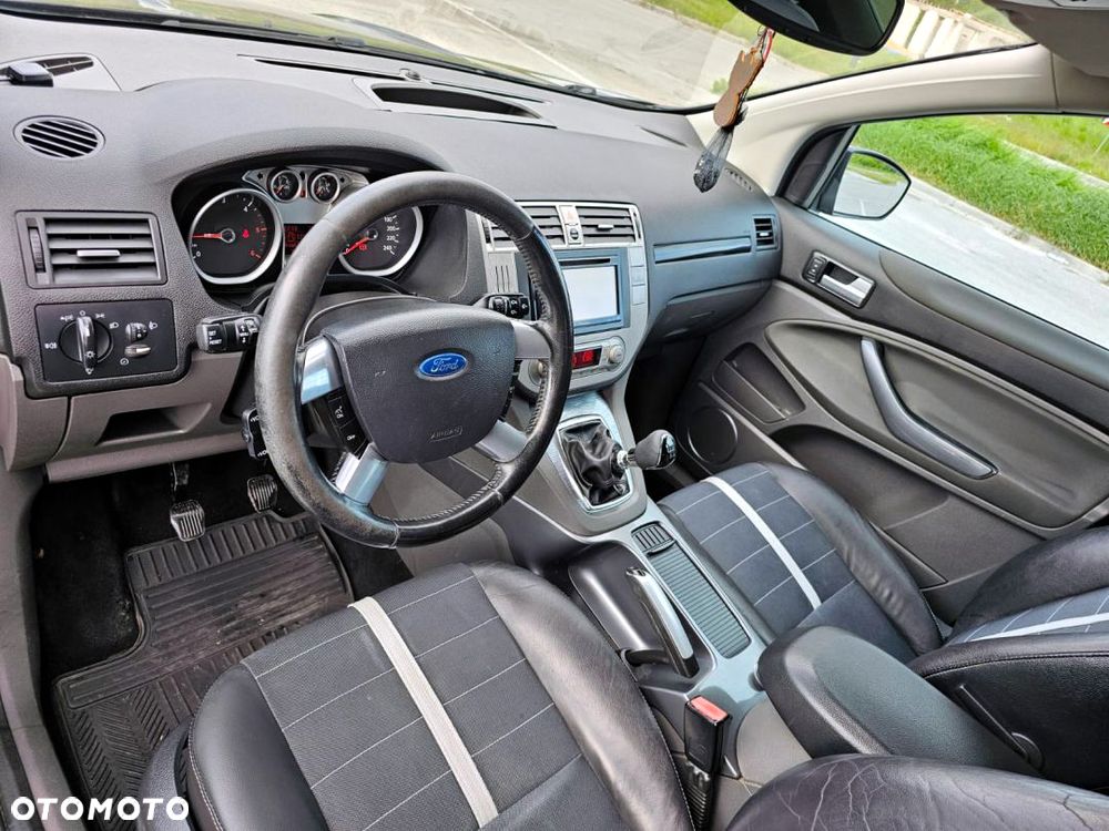 Ford Kuga 2.0 TDCi Titanium - 18