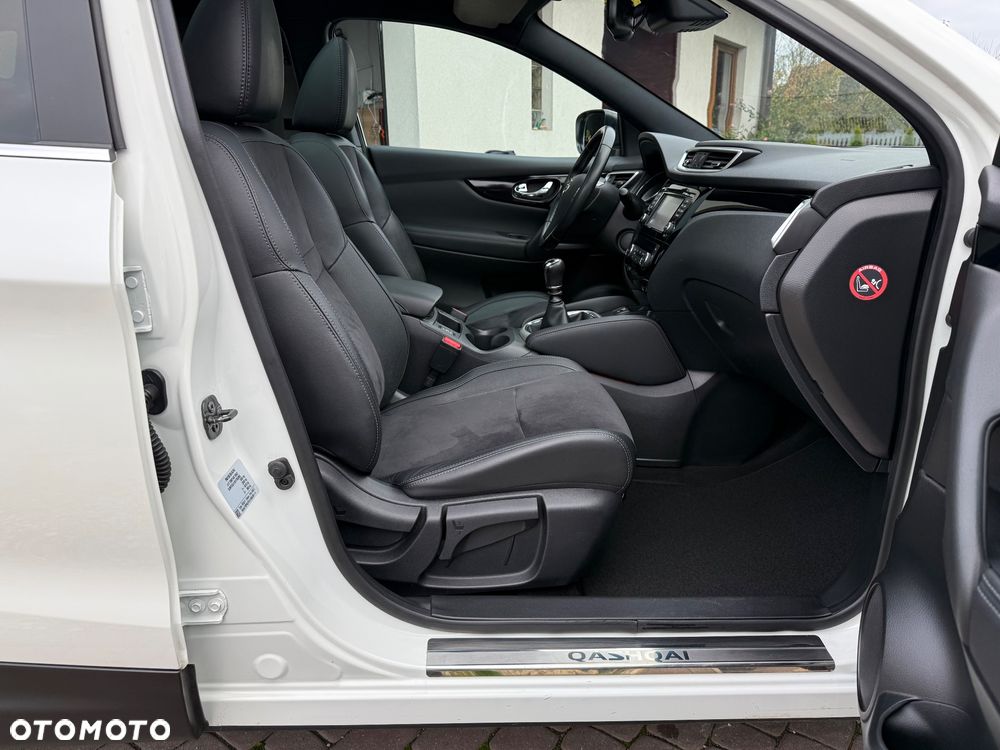 Nissan Qashqai 1.6 DIG-T N-Connecta - 18