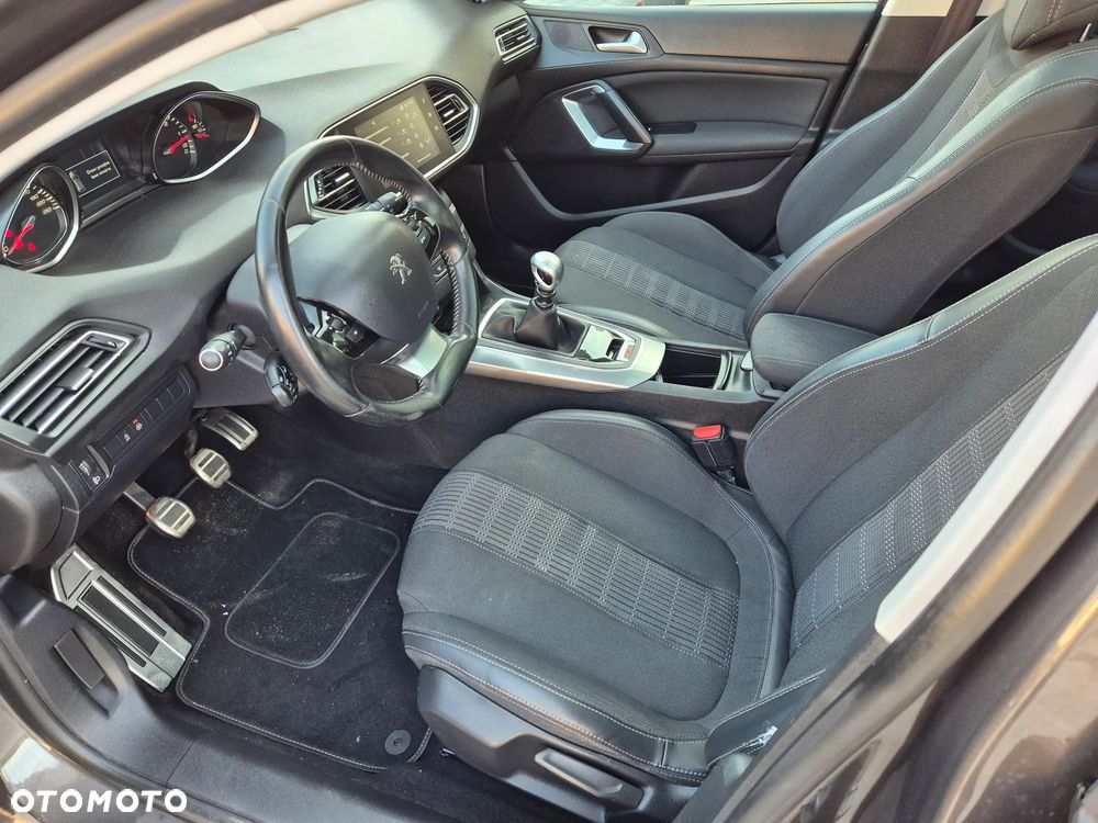 Peugeot 308 BlueHDi 120 Stop & Start Allure - 12