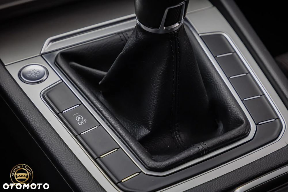 Volkswagen Passat 2.0 TDI BMT Comfortline - 27