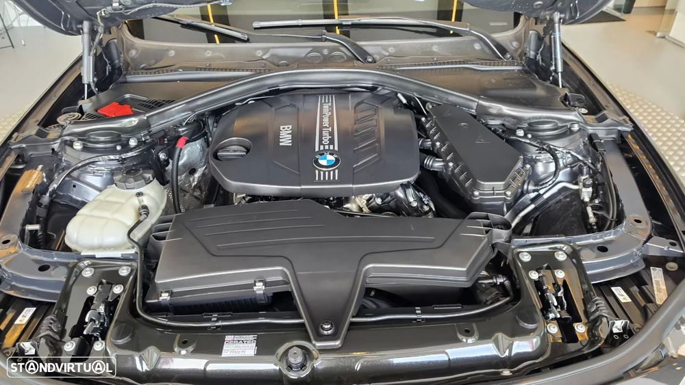 BMW 318 d Auto Pack M - 30