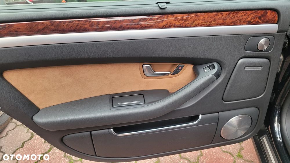 Audi A8 4.2 FSI L Quattro - 20