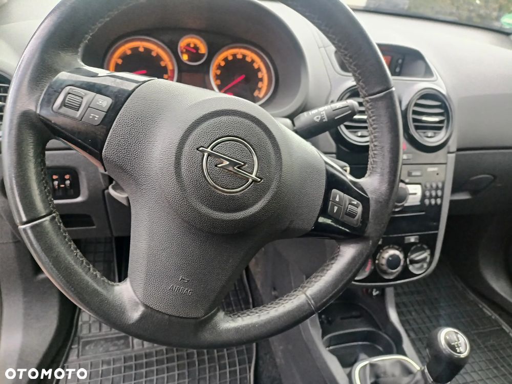 Opel Corsa 1.2 16V EcoFLEX Start-Stop 150 Jahre - 15