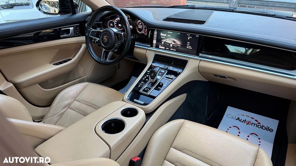 Porsche Panamera 4 - 10