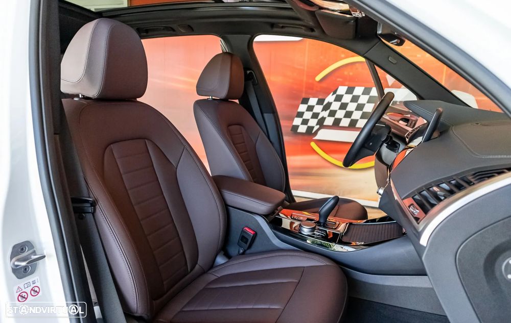 BMW iX3 Inspiring - 36