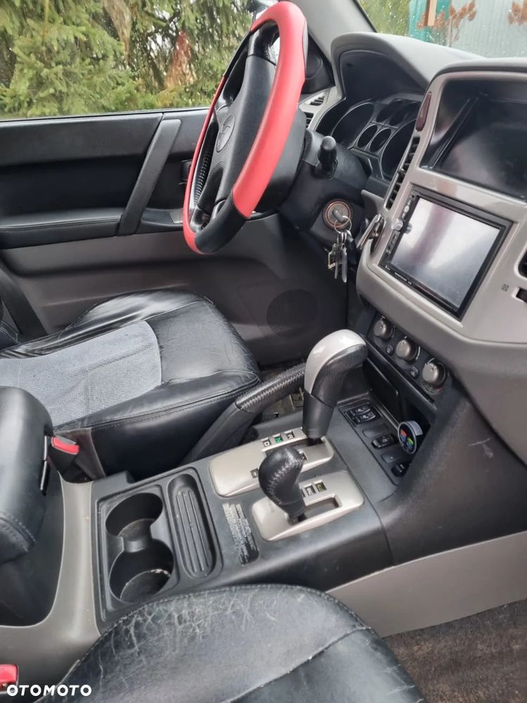 Mitsubishi Pajero 3.2 DID - 15