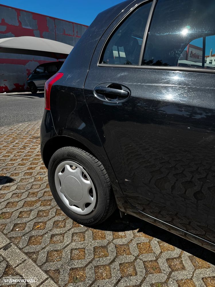 Toyota Yaris 1.4 D-4D - 10
