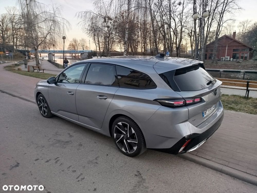 Peugeot 308 1.5 BlueHDi Active Pack Business S&S EAT8 - 5