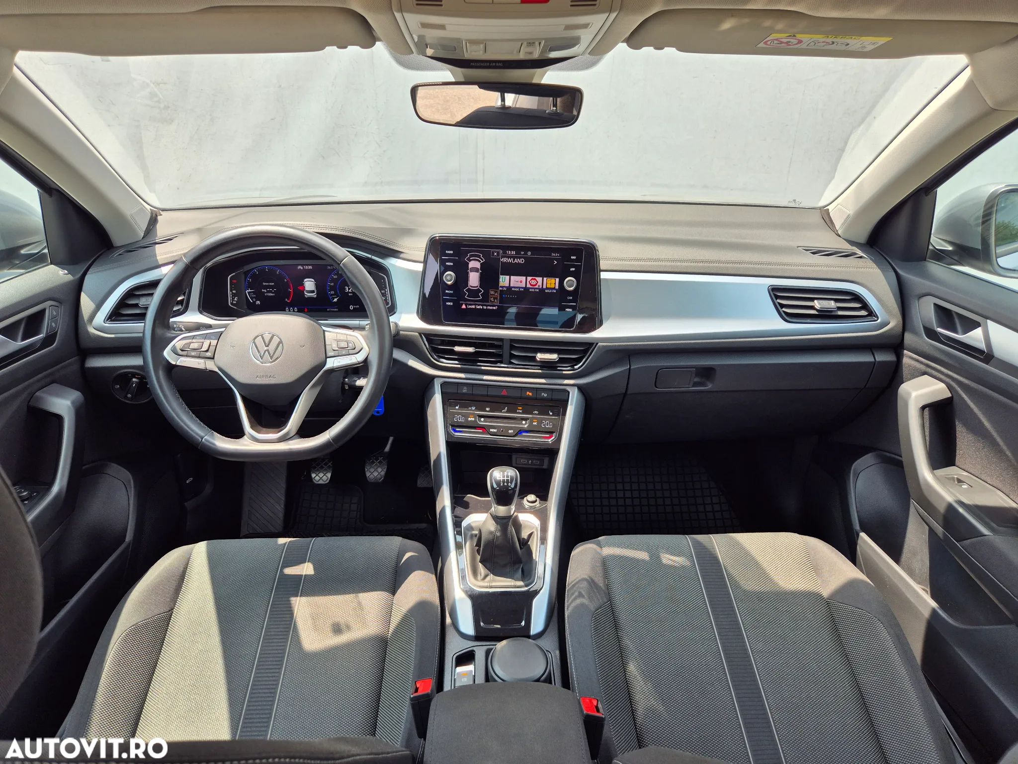 Volkswagen T-ROC 1.0 TSI Life - 13