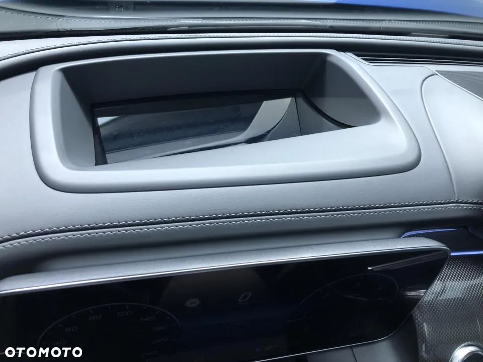 Mercedes-Benz GLC - 22