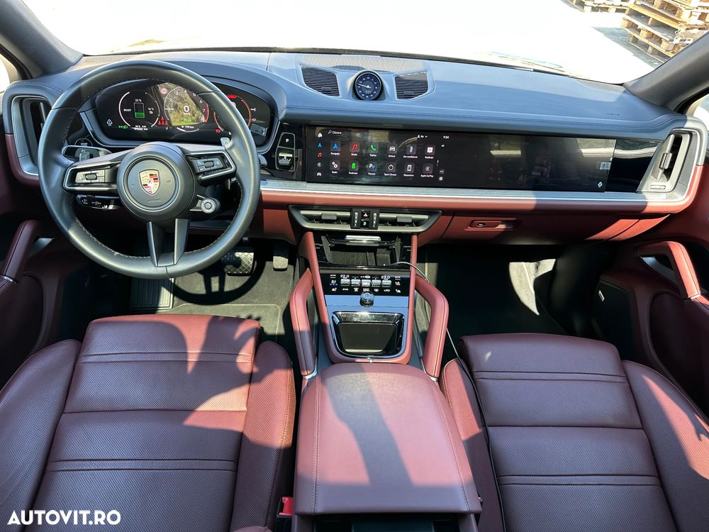 Porsche Cayenne E-Hybrid - 11
