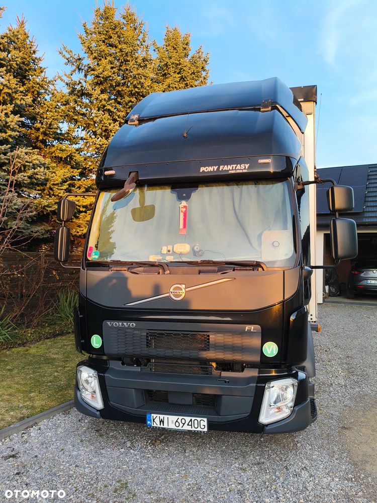 Volvo FL 210 - 2