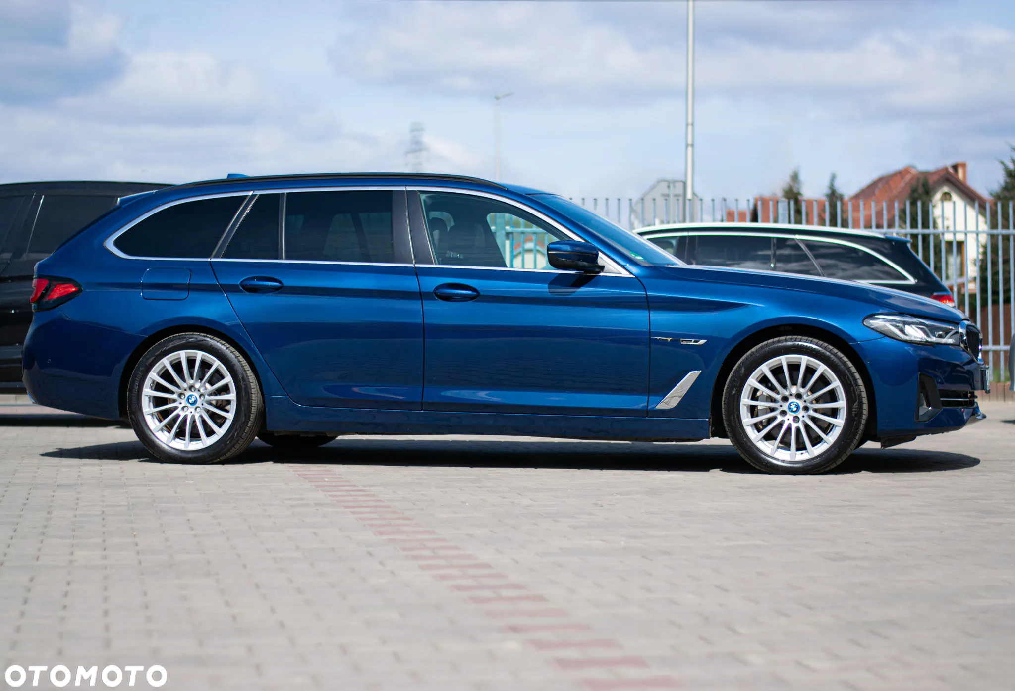 BMW Seria 5 530e - 37