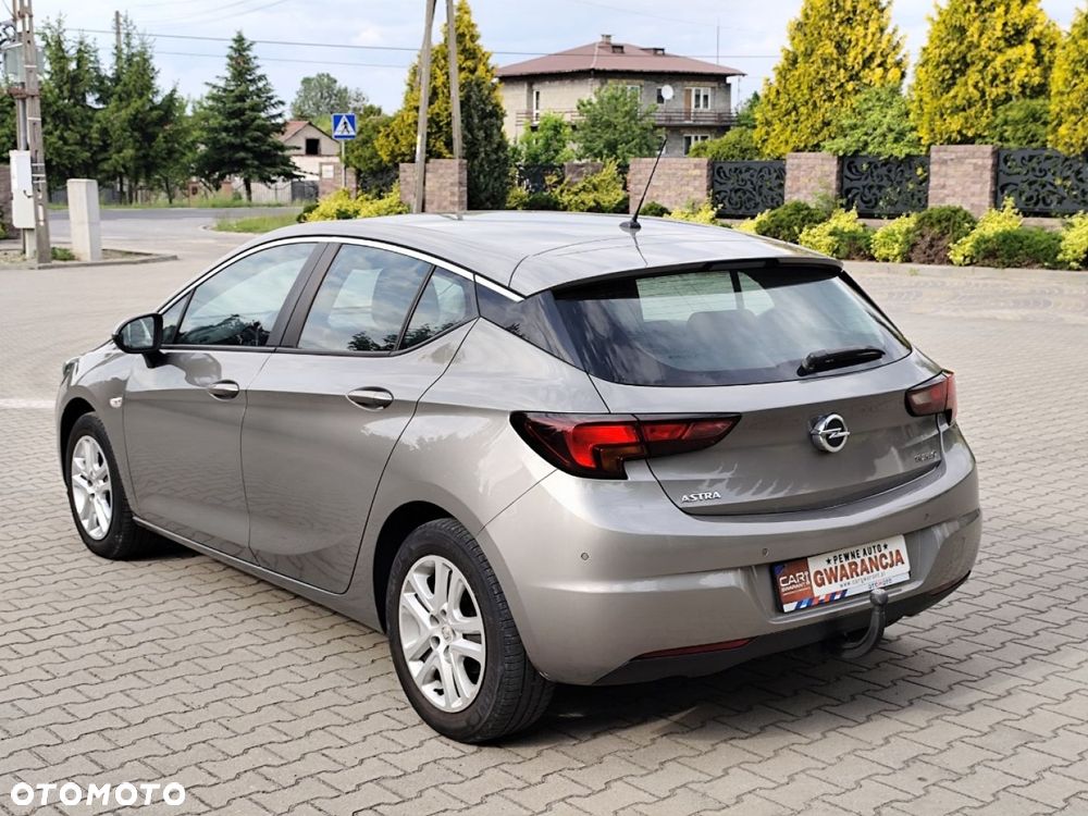 Opel Astra - 33
