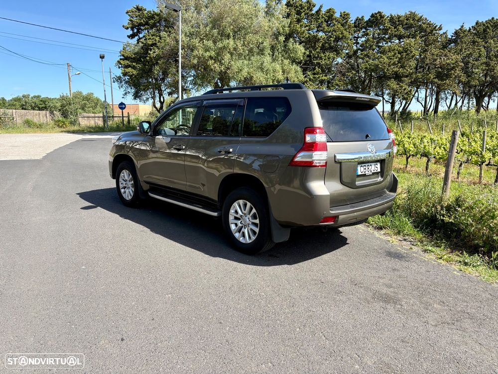 Toyota Land Cruiser 2.8 D-4D Auto - 5