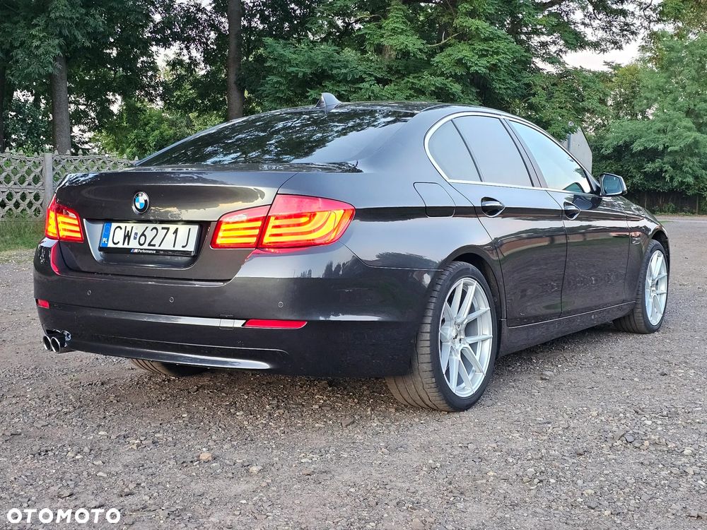 BMW Seria 5 530d Luxury Line - 3