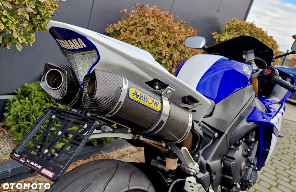 Yamaha R1 - 20