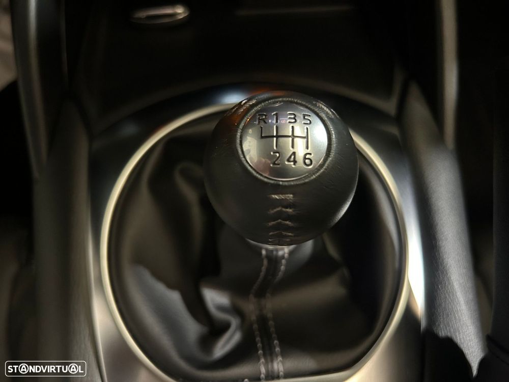 Mazda MX-5 1.5 RF Sky-G Excellence Navi - 27