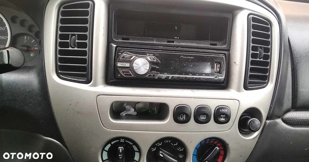 Mazda Tribute 2.0 Comfort - 10