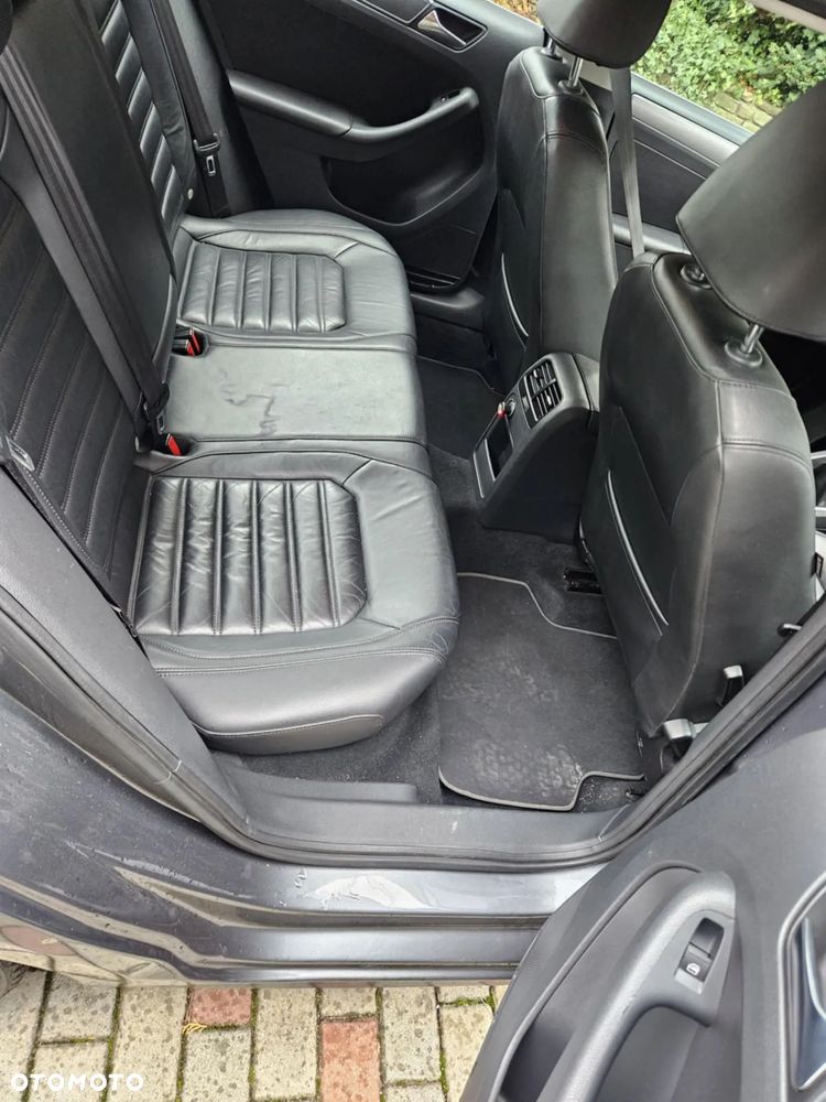 Volkswagen Jetta 1.6 TDI DPF Comfortline - 7