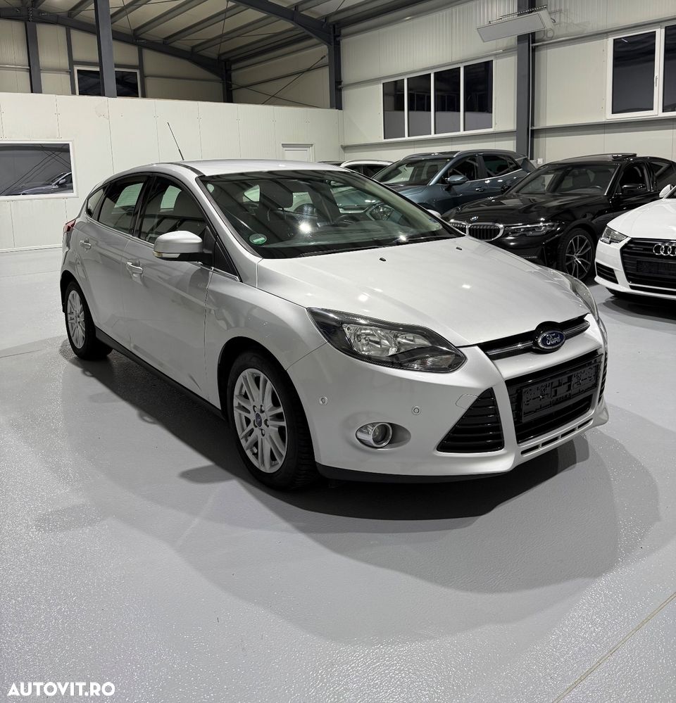 Ford Focus 1.6 EcoBoost Start-Stopp-System Titanium - 2