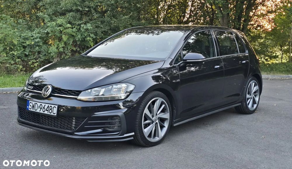 Volkswagen Golf 2.0 TDI BMT GTD DSG - 1