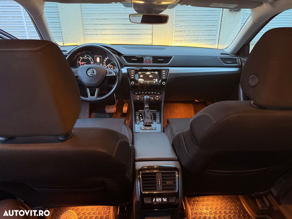 Skoda Superb 2.0 TDI DSG Ambition - 6