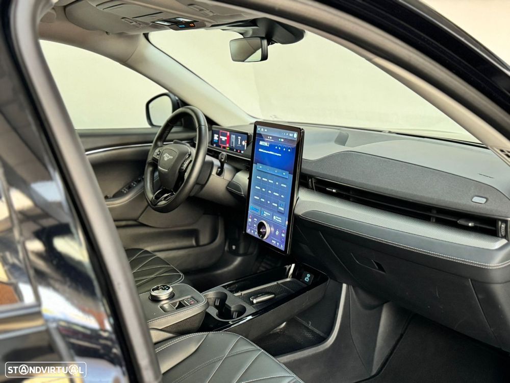 Ford Mustang Mach-E 72.6 kWh Base - 25