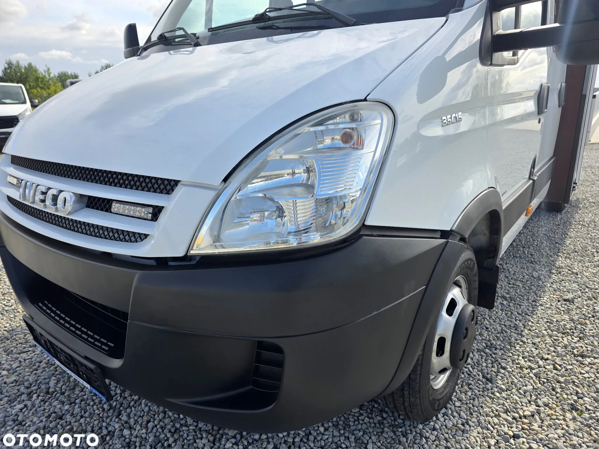 Iveco 35C15 3,0 HPI 150 KONNA DOKA BRYGADÓWKA 7 OSOBOWA 3,5M SKRZYNIA BLIŻNIAKI DO 3,5T WEBASTO GWARANCJA - 9