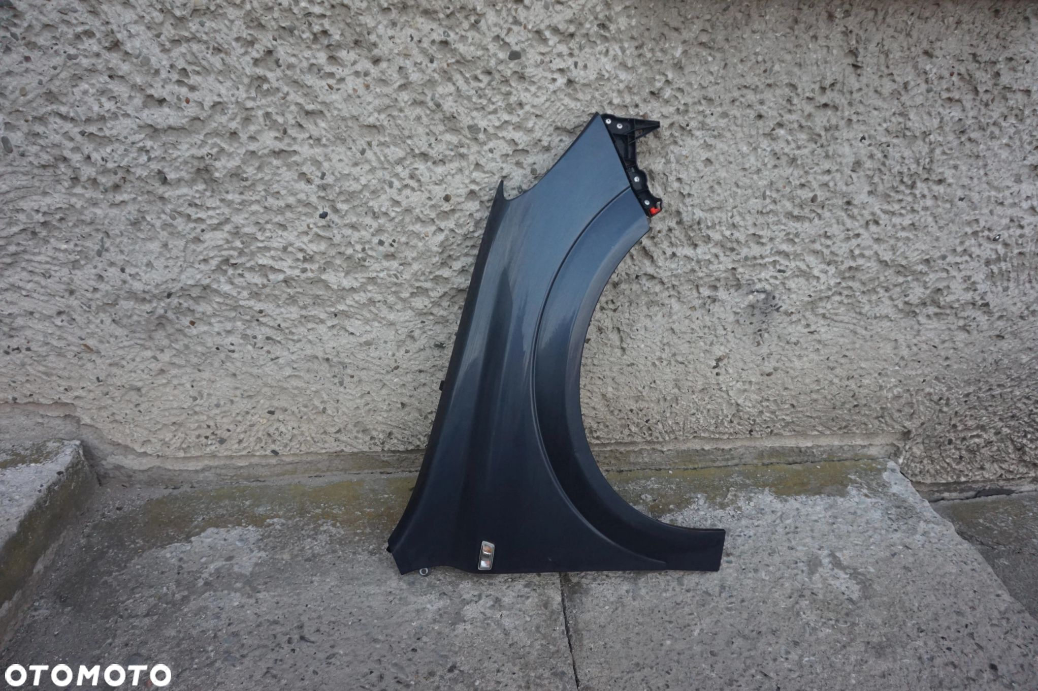 BŁOTNIK PRZEDNI PRAWY OPEL ASTRA III H Z168 - 2