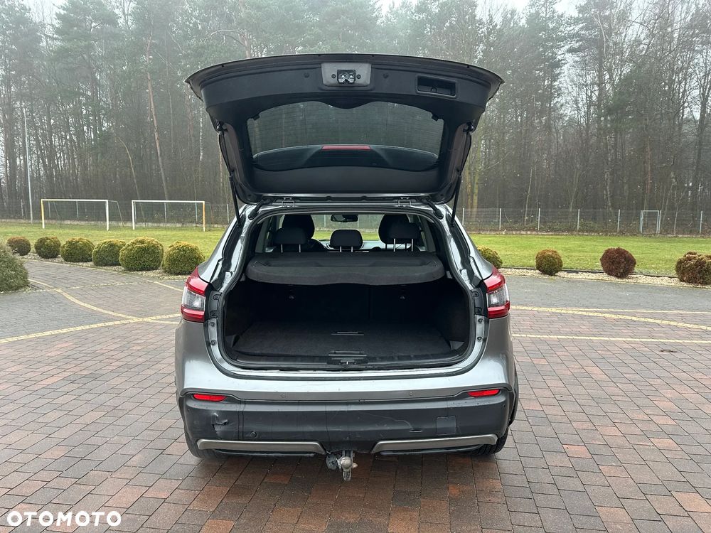 Nissan Qashqai 1.3 DIG-T DCT ACENTA - 21