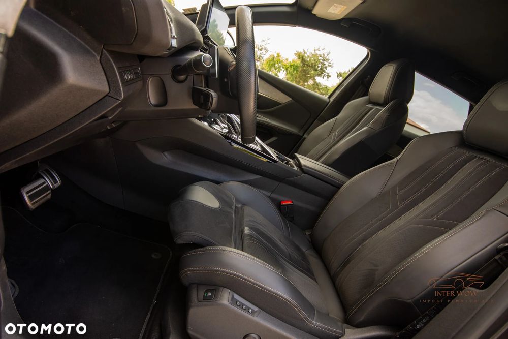 Peugeot 3008 1.6 PureTech GT Pack S&S EAT8 - 8