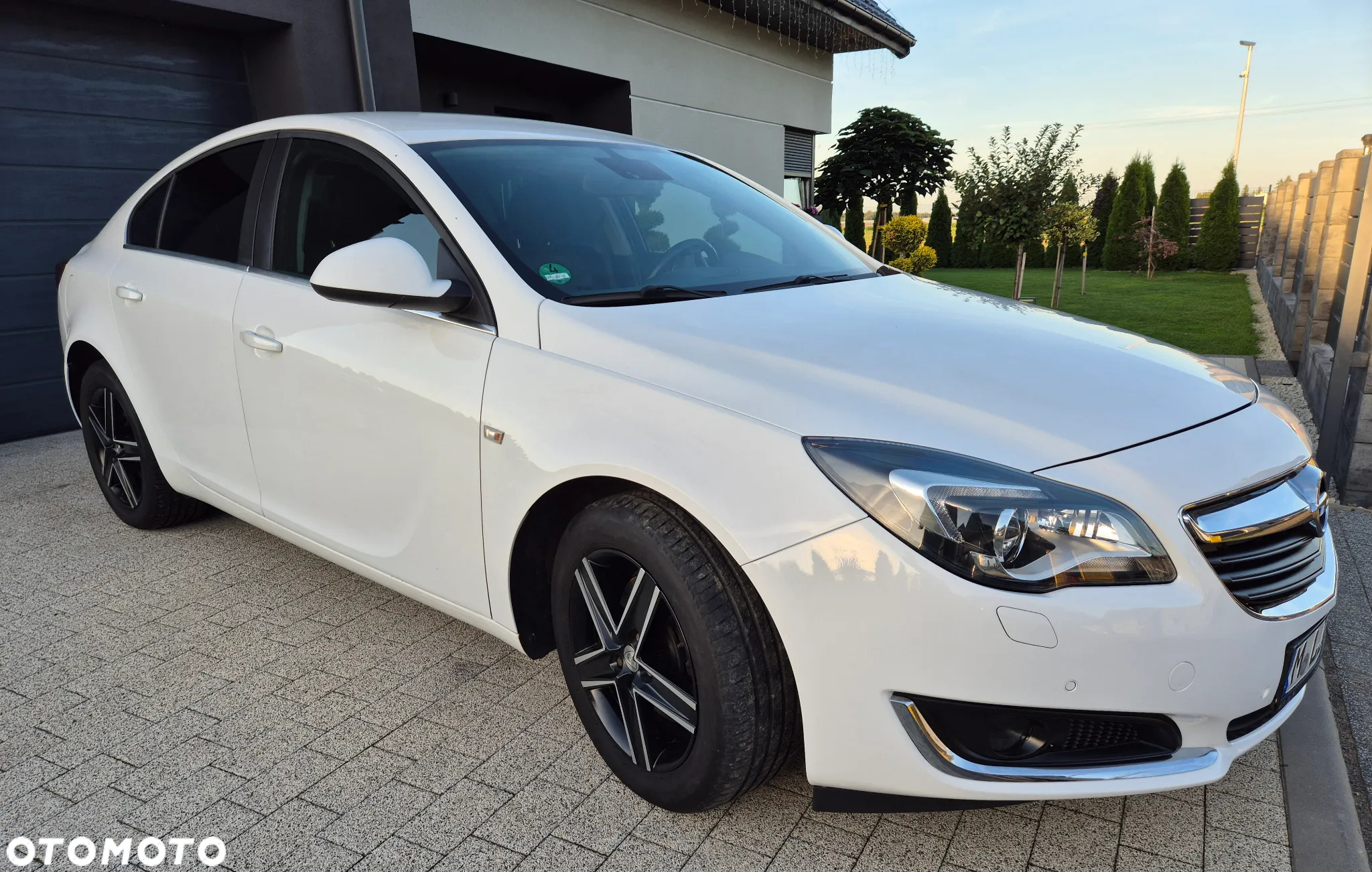 Opel Insignia 1.6 ECOTEC DI Turbo ecoFLEX Start/Stop Sport - 2
