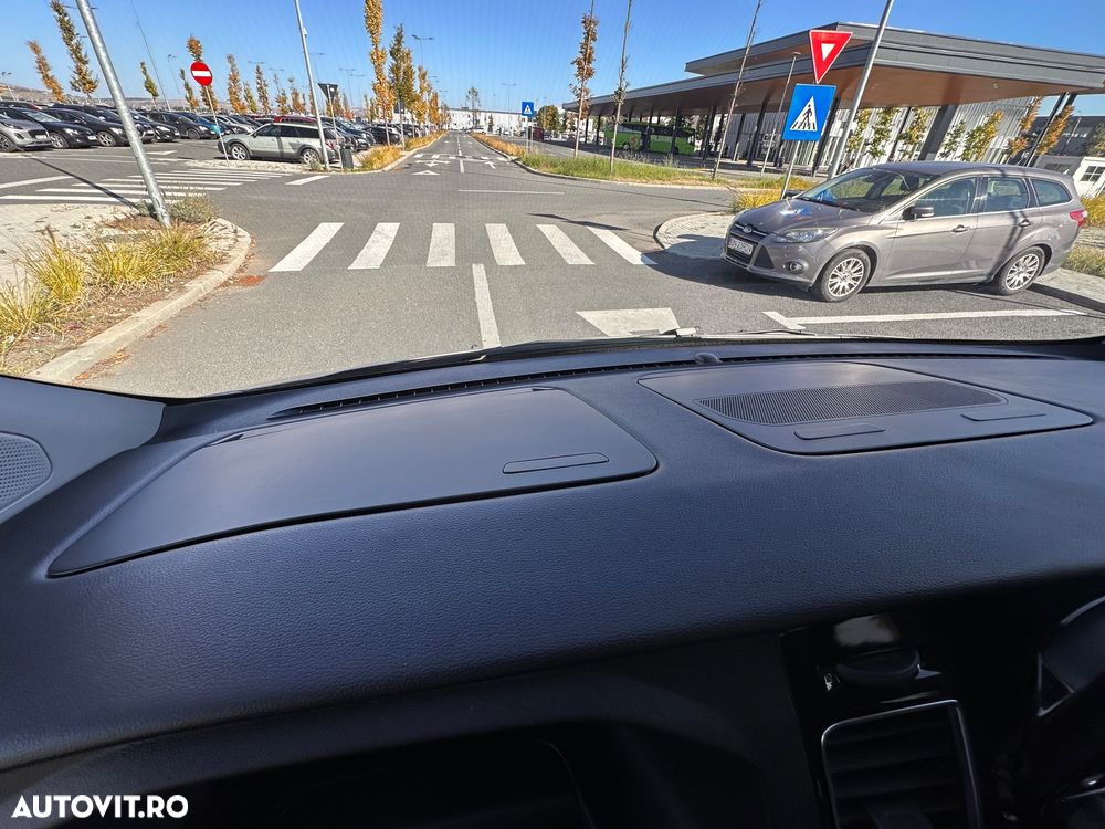 FORD Tourneo 2019 — imagine 11