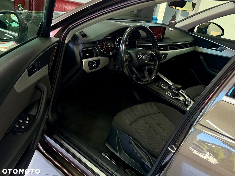 Audi A4 Limousine 2.0 TDI S tronic - 17