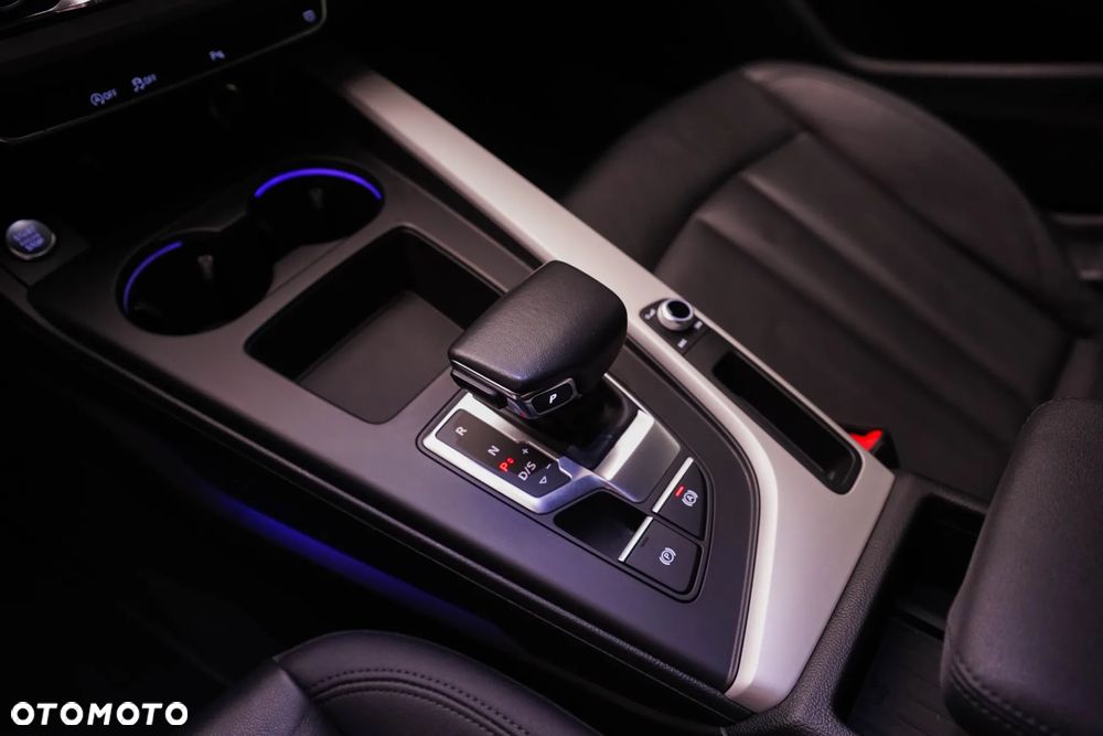 Audi A4 Limousine - 30