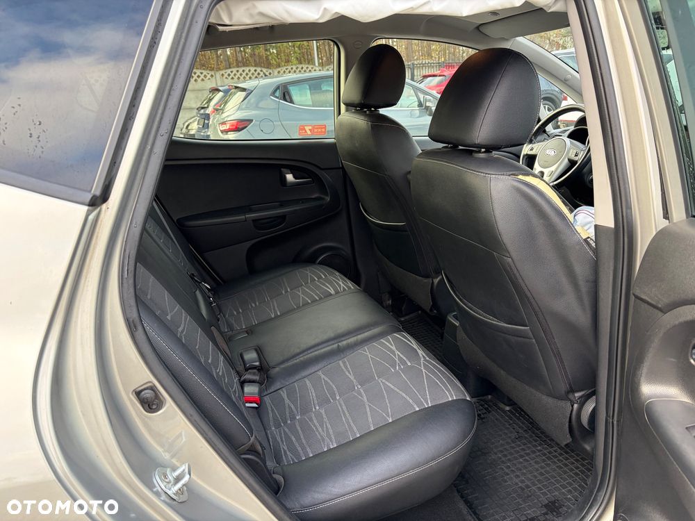 Kia Venga 1.6 Business Line - 20